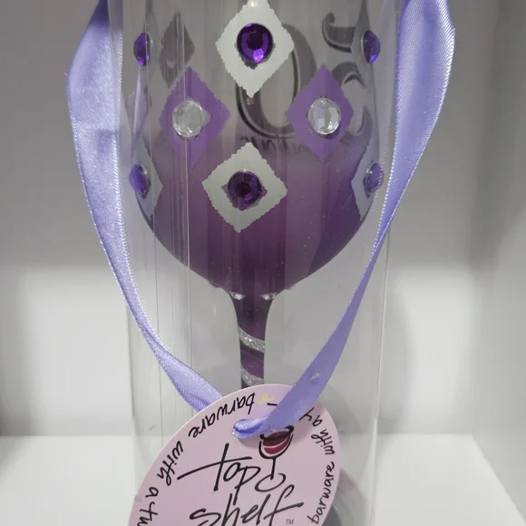 50 and Fabulous Birthday Wine Glass - Picture 2 of 2